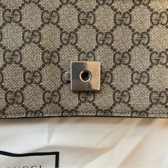 Gucci Dionysus medium GG SHOULDER BAG - Picture 13 of 17